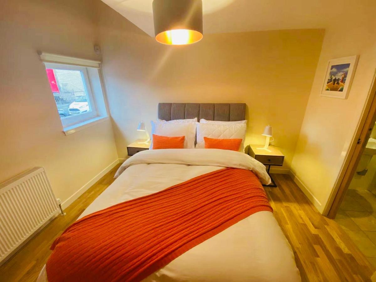Ferienwohnung 2 Bed 2 Bath With Private Parking EDI Exterior foto