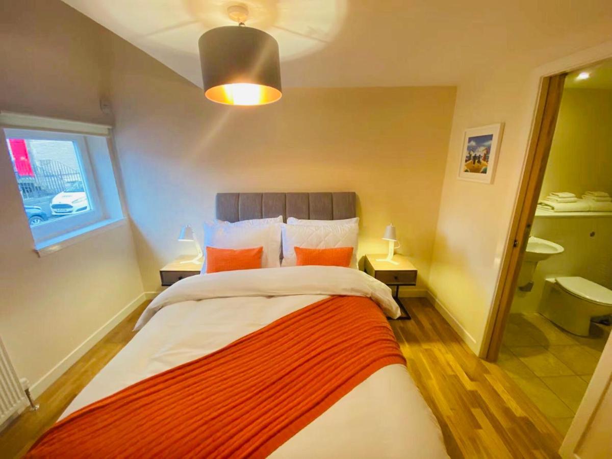 Ferienwohnung 2 Bed 2 Bath With Private Parking EDI Exterior foto